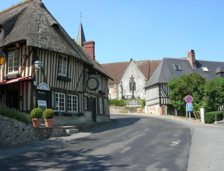 La Maison Du Cavalier, Chateau De Lavenue Pierrefitte-en-Auge Exteriér fotografie