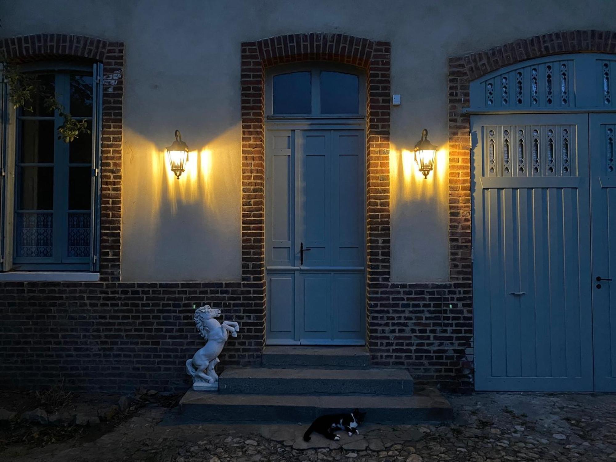 La Maison Du Cavalier, Chateau De Lavenue Pierrefitte-en-Auge Exteriér fotografie